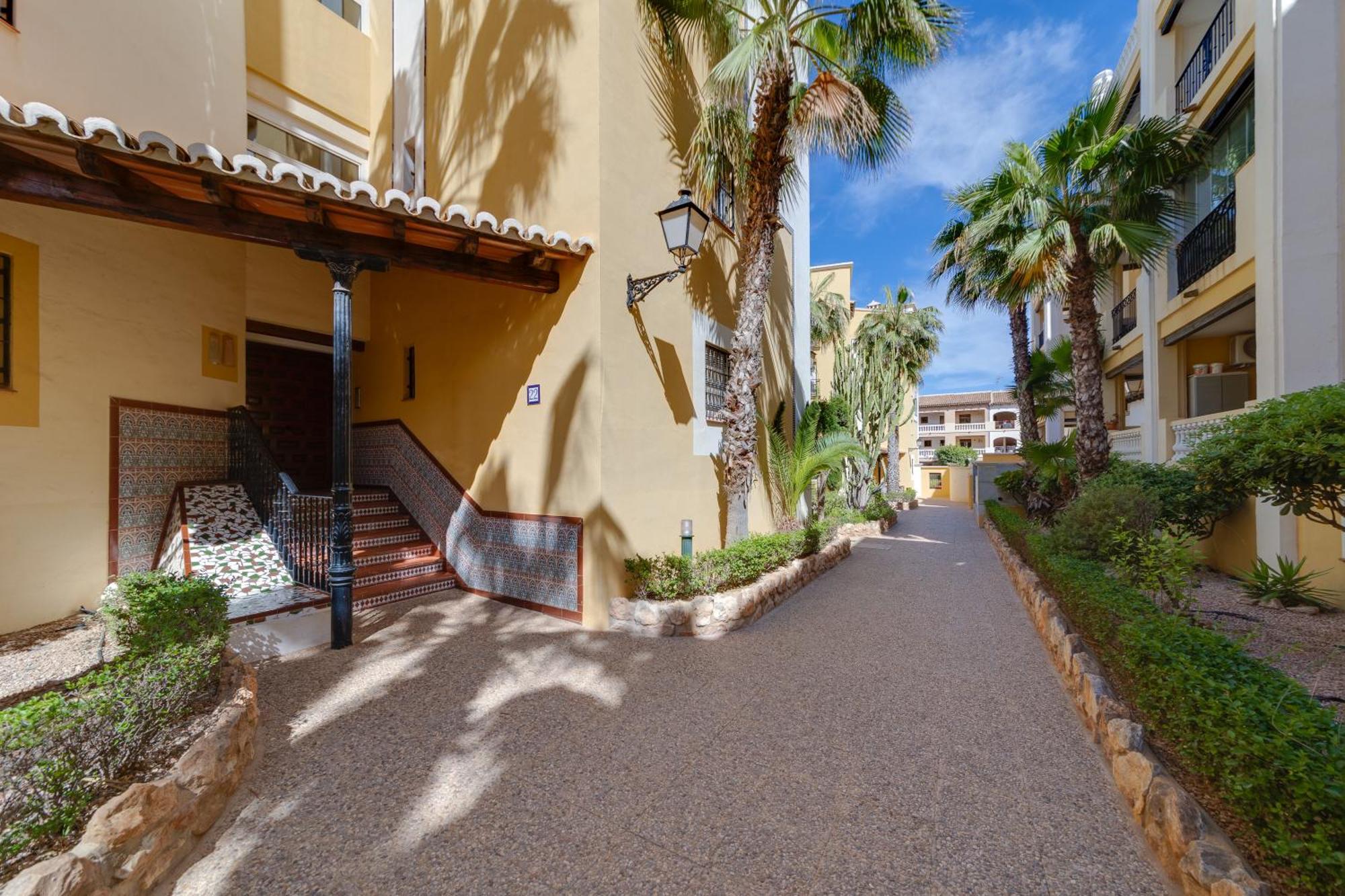 Premium Apartment Beach Aldea Del Mar Торевьиа Экстерьер фото